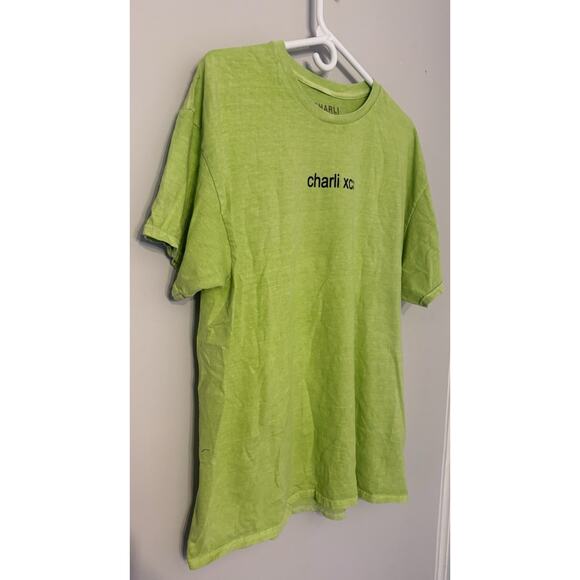Charli XCX Brat Green T Shirt Size Large Short Sleeve Collection Shirt Unisex - Picture 3 of 6